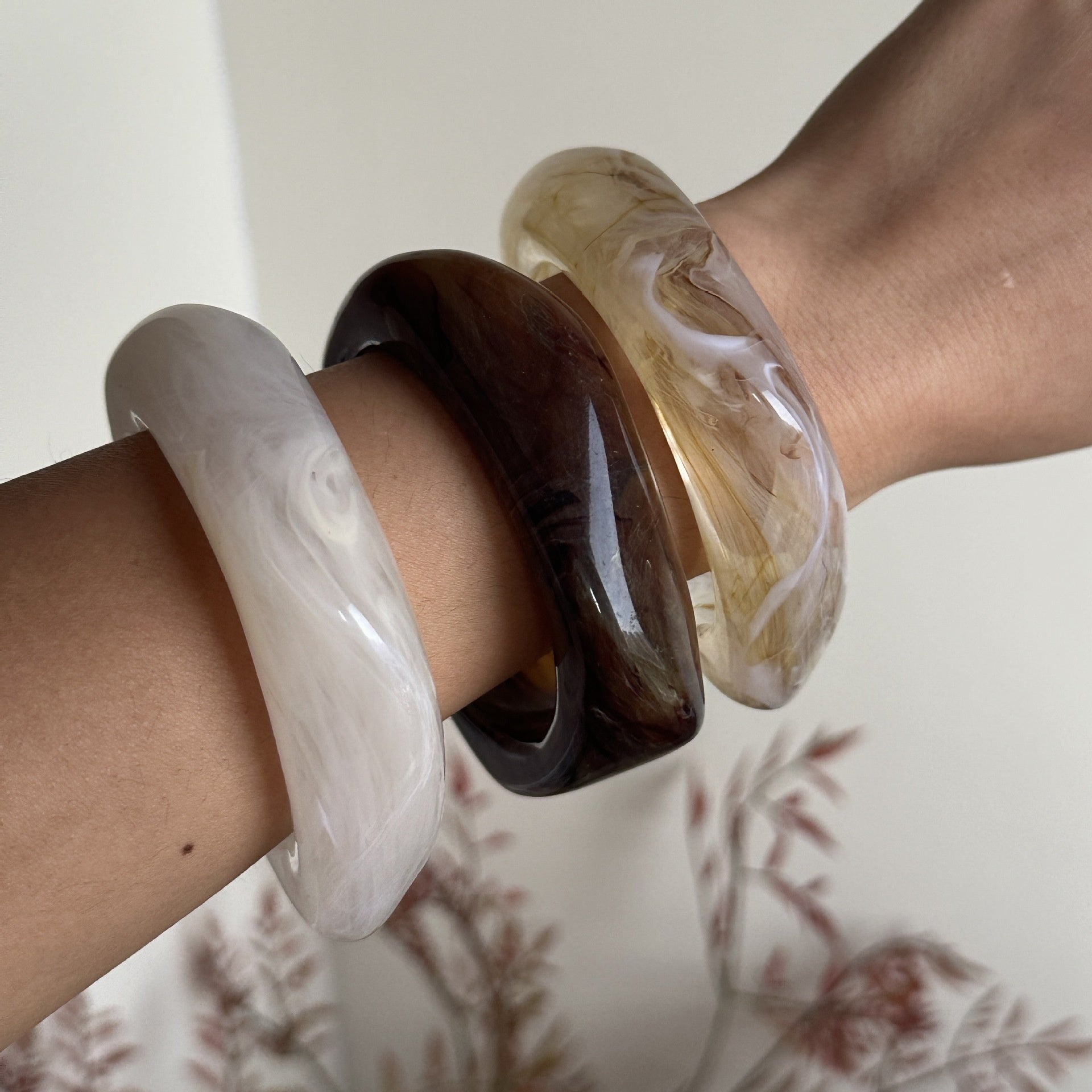 BANGLE BRACELETS TRANSLUCENT