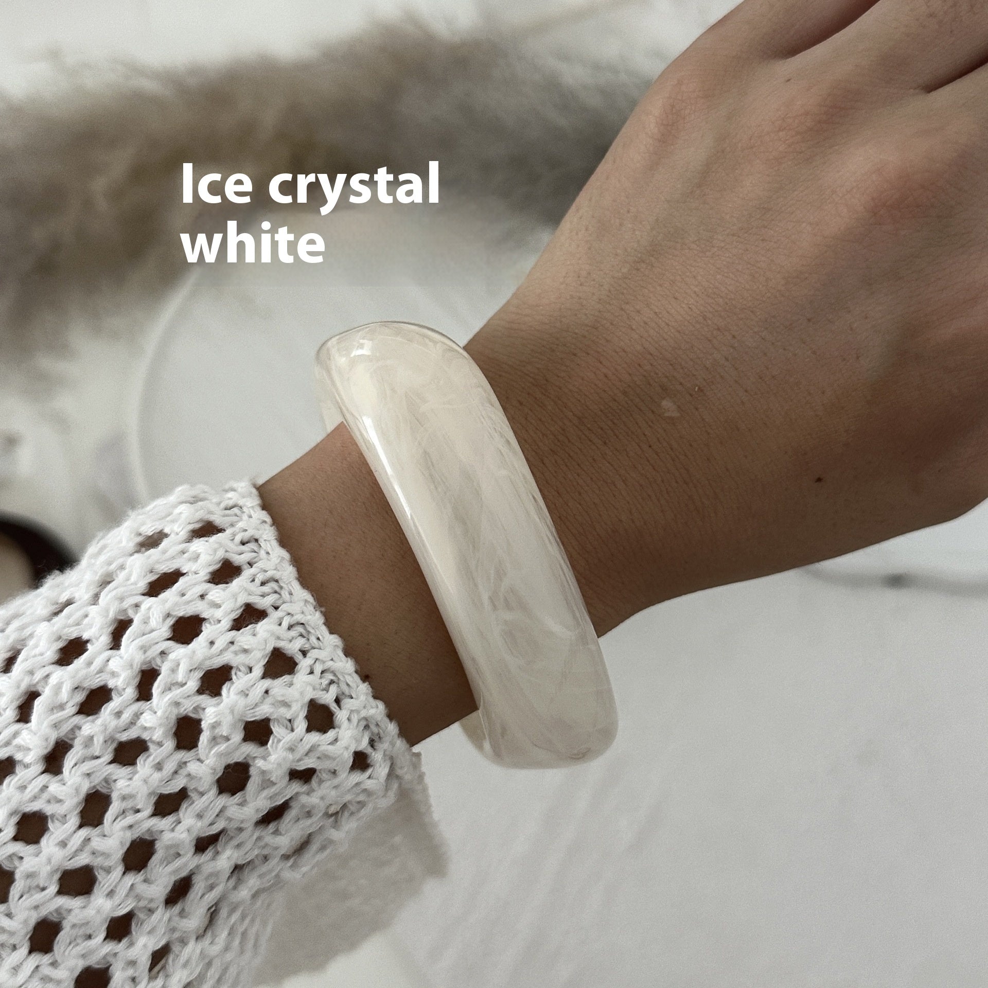 BANGLE BRACELETS TRANSLUCENT