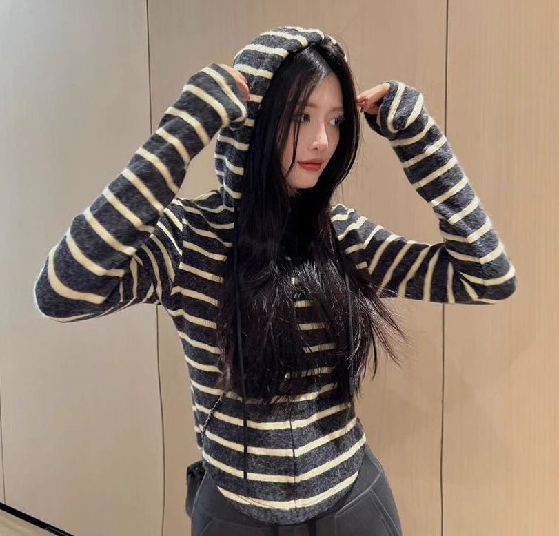 STRIPED HOODED KNIT JACKET