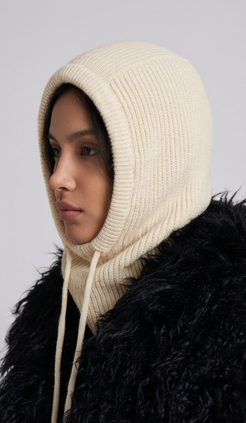 KNIT SCARF SLEEVE CAPE